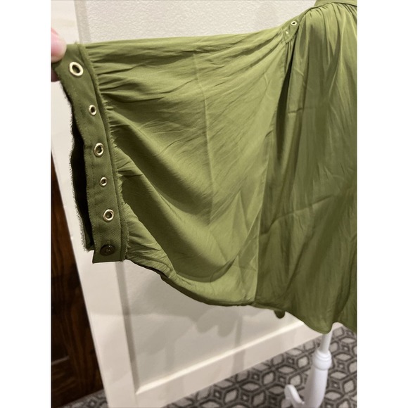 Chico Top Women’s To Green‎ Gold Accents Blouse - Picture 4 of 13